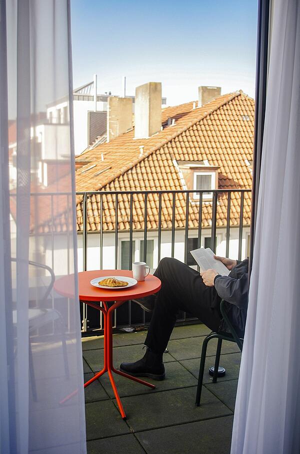 BIG WITH BALCONY