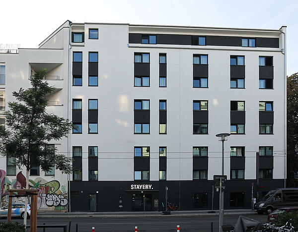BUILDING